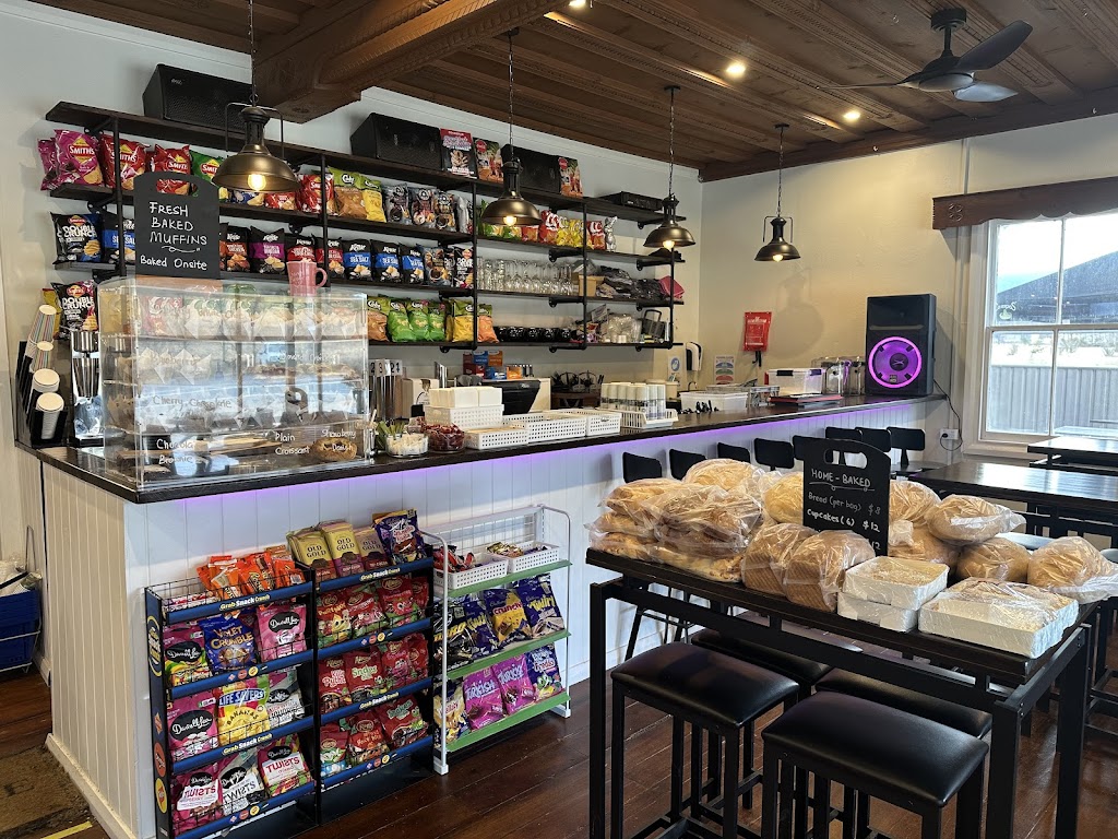 Snow Bunny Cafe | 17 Cooma St, Bredbo NSW 2626, Australia | Phone: 0490 663 949