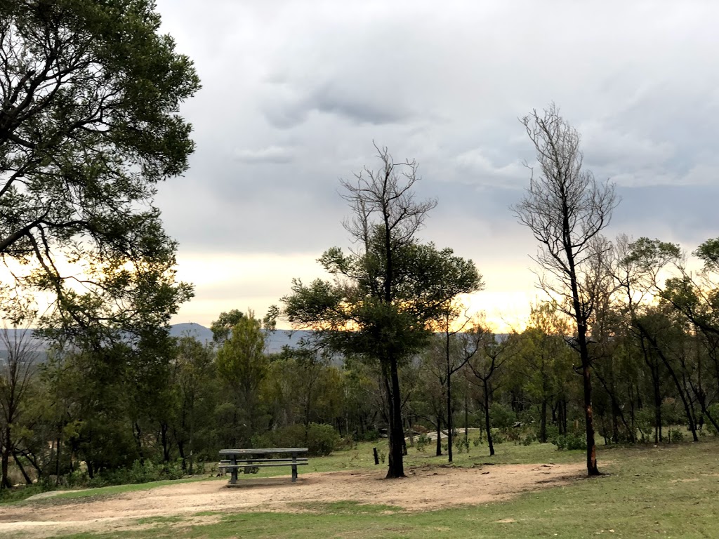 Big Rock Car Park, You Yangs | park | Big Rock Rd, Little River VIC 3211, Australia | 131963 OR +61 131963