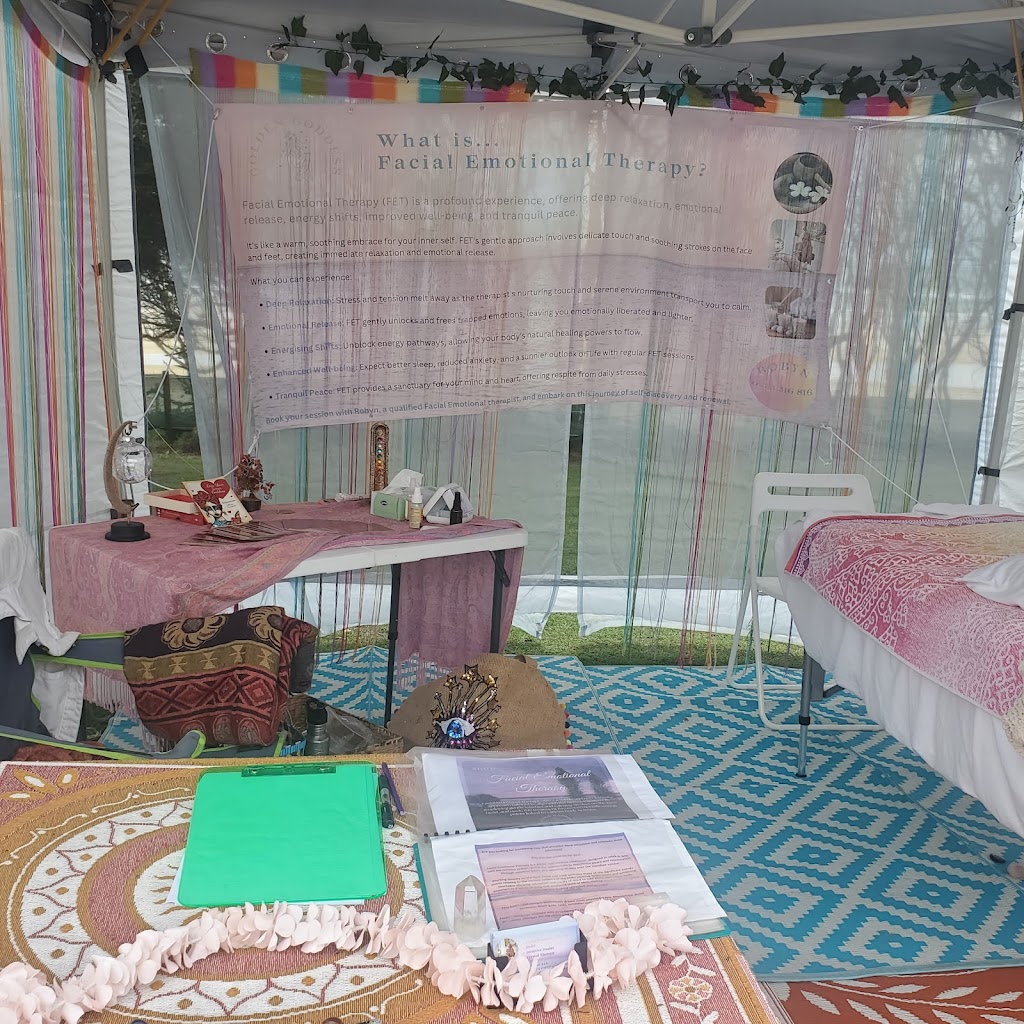 Intuitive Energy Healer with Robyn | N Head Rd, New Brighton NSW 2483, Australia | Phone: 0423 316 816