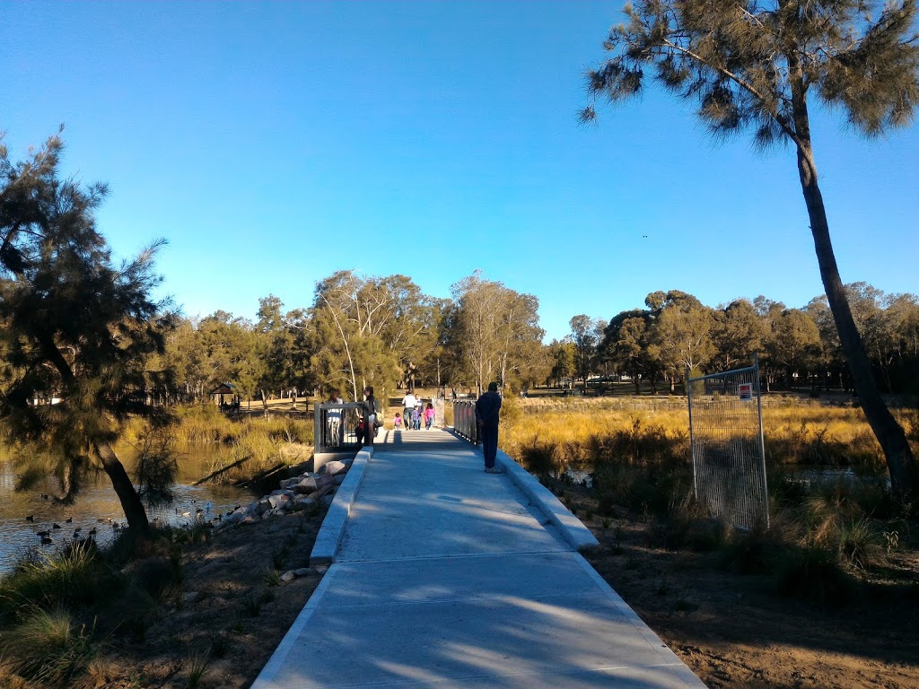 Maluga Passive Park | park | Woods Rd, Birrong NSW 2143, Australia | 0297079000 OR +61 2 9707 9000