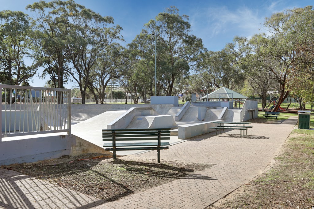 Karinya Rotary Park | park | Shepherds Hill Rd, Eden Hills SA 5050, Australia