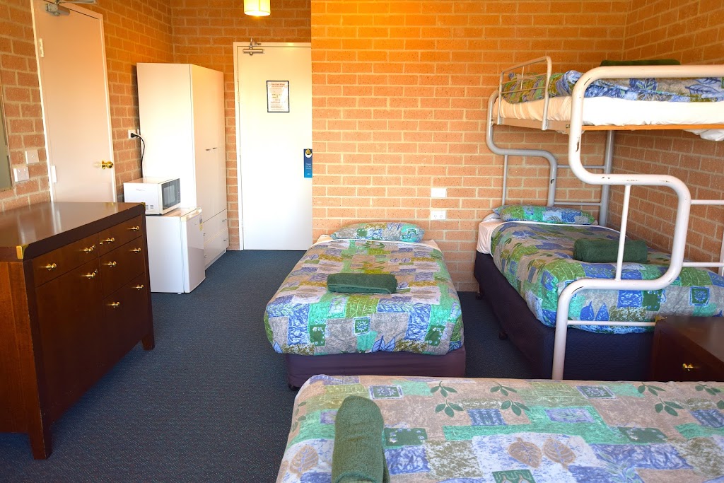 Alpine Resort Motel | 1 Nettin Circuit, Jindabyne NSW 2627, Australia | Phone: (02) 6456 2522