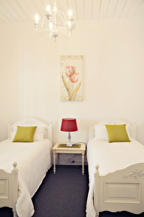 The Provincial Bed & Breakfast | lodging | 54 Main St, Minlaton SA 5575, Australia | 0888322623 OR +61 8 8832 2623