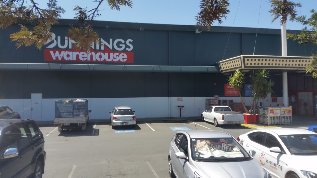 Bunnings Capalaba | hardware store | Corner Mount Cotton Rd and, Pittwin Rd N, Capalaba QLD 4157, Australia | 0733626100 OR +61 7 3362 6100