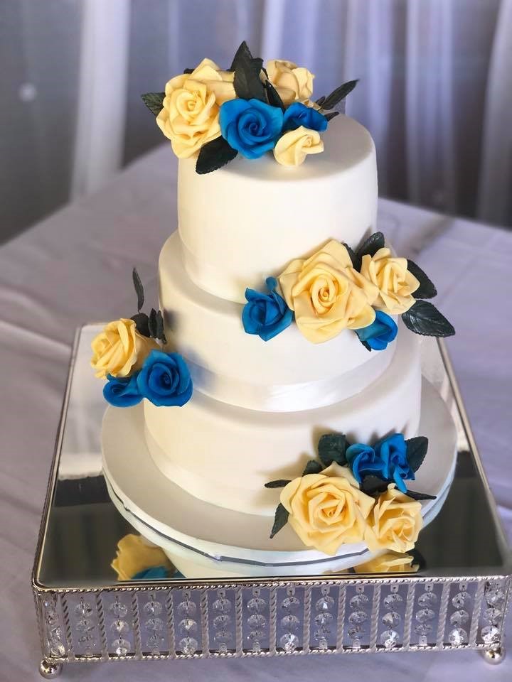 Rimmas Wedding Cakes. | bakery | 18 Bluebill Rd, Banksia Grove WA 6031, Australia | 0458888106 OR +61 458 888 106