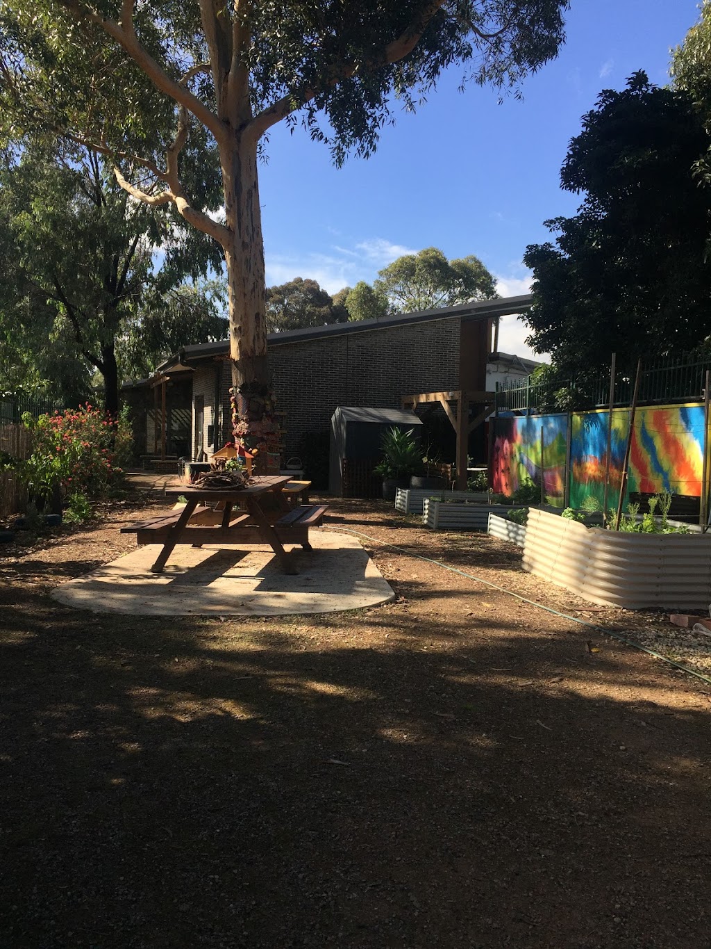 Birds and Beans Community Cafe | cafe | 2b Cuthbert Rd, Reservoir VIC 3073, Australia | 0394624611 OR +61 3 9462 4611