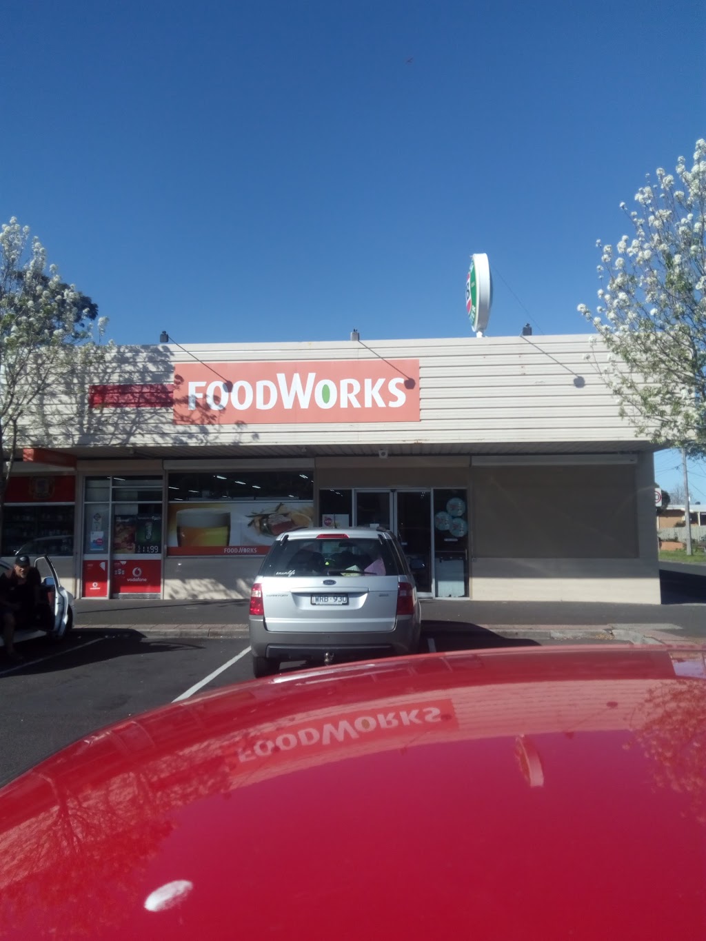FoodWorks | supermarket | 10/57 Excelsior Dr, Frankston North VIC 3200, Australia | 0397864444 OR +61 3 9786 4444