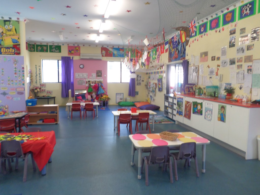 Little Star Early Learning Centre | 6 Nielsen Ave, Carlton NSW 2218, Australia | Phone: (02) 9587 3703