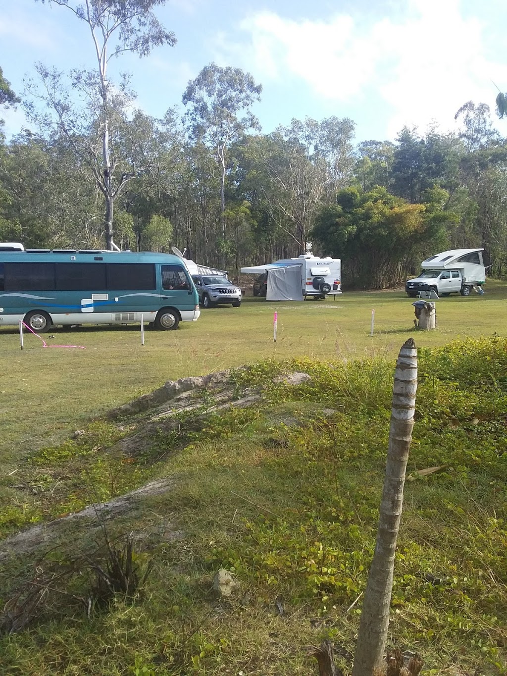 Collie farm caravans & camping | 426 Fingerboard Rd, Miriam Vale QLD 4677, Australia | Phone: 0402 567 344