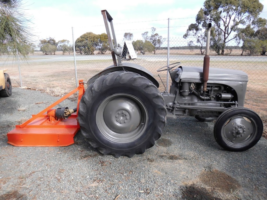 Echuca TMV (Lous Tractors) | car repair | 39 McKenzie Rd, Echuca VIC 3564, Australia | 0354801234 OR +61 3 5480 1234