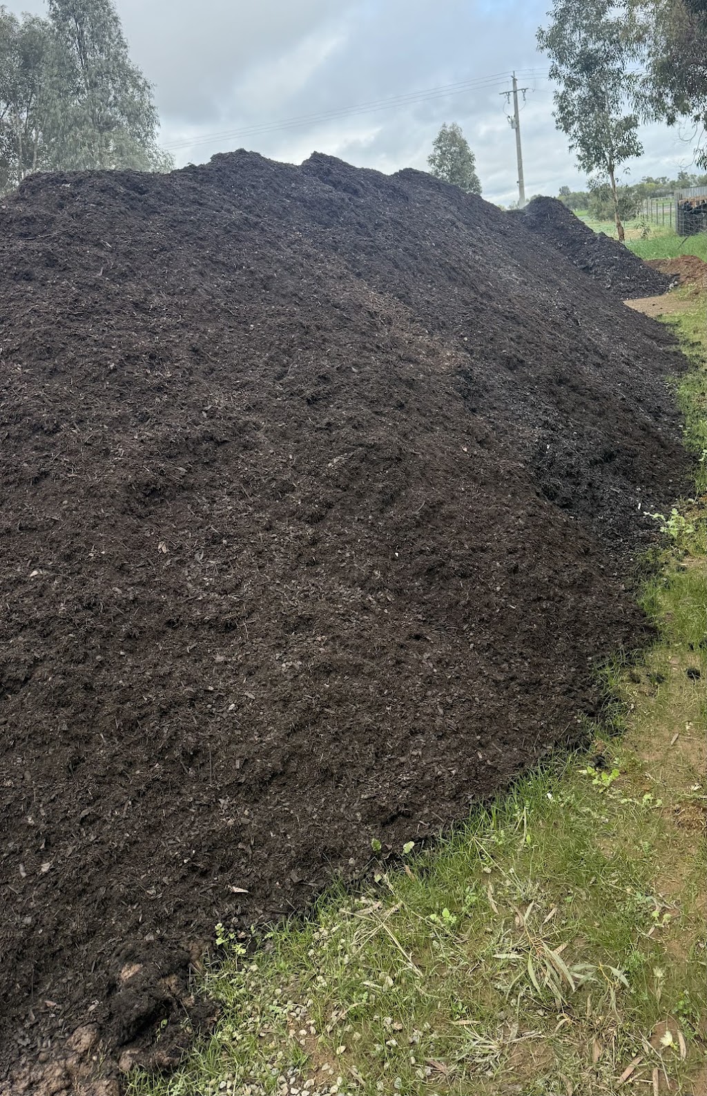 Muddy boots compost | 5764 Benalla-Tocumwal Rd, Muckatah VIC 3644, Australia | Phone: 0407 323 258