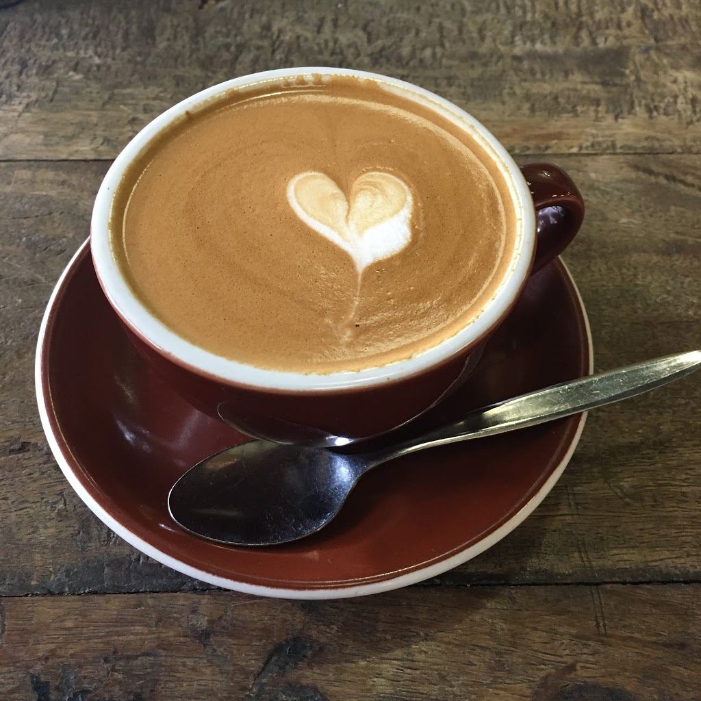 Little Cove Coffee Co | 4/205 Weyba Rd, Noosaville QLD 4566, Australia | Phone: (07) 5440 5422