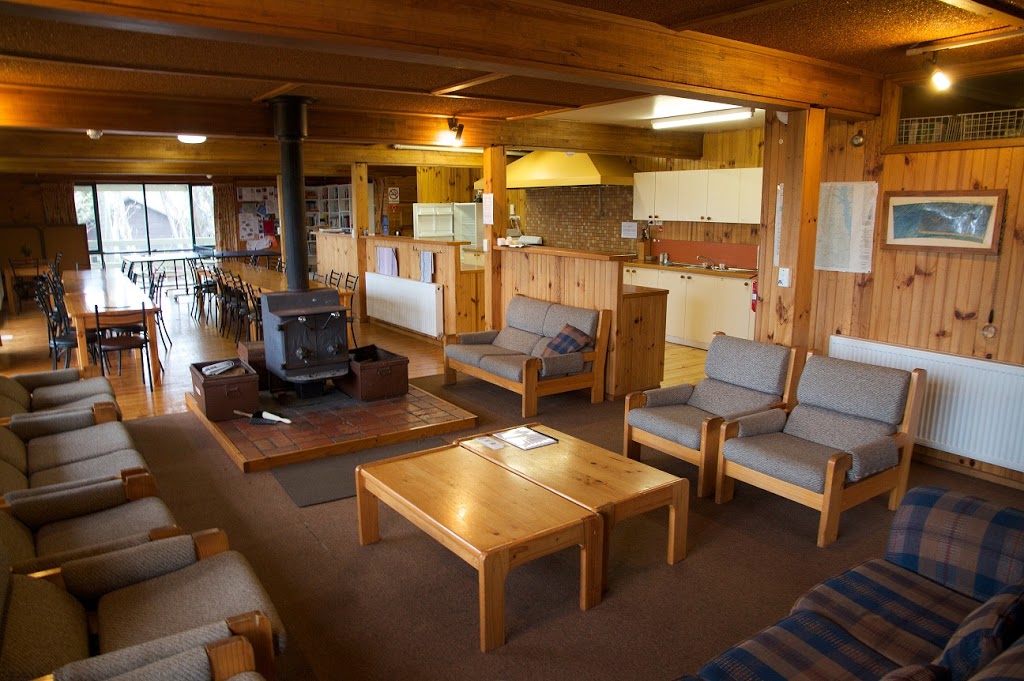 Edski Lodge | lodging | 29 Tingariingy Crescent, Baw Baw Village VIC 3833, Australia | 0422990656 OR +61 422 990 656