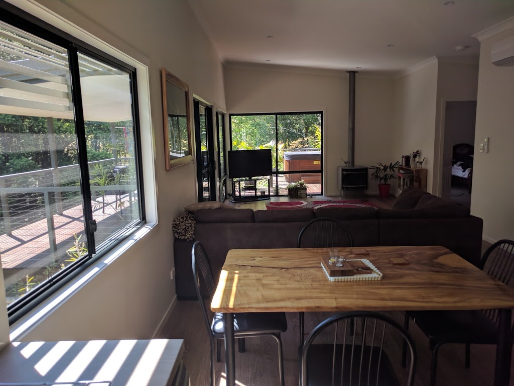 Babbling Brook Retreat | lodging | 424 Zara Rd, Zara NSW 2484, Australia | 0266791275 OR +61 2 6679 1275