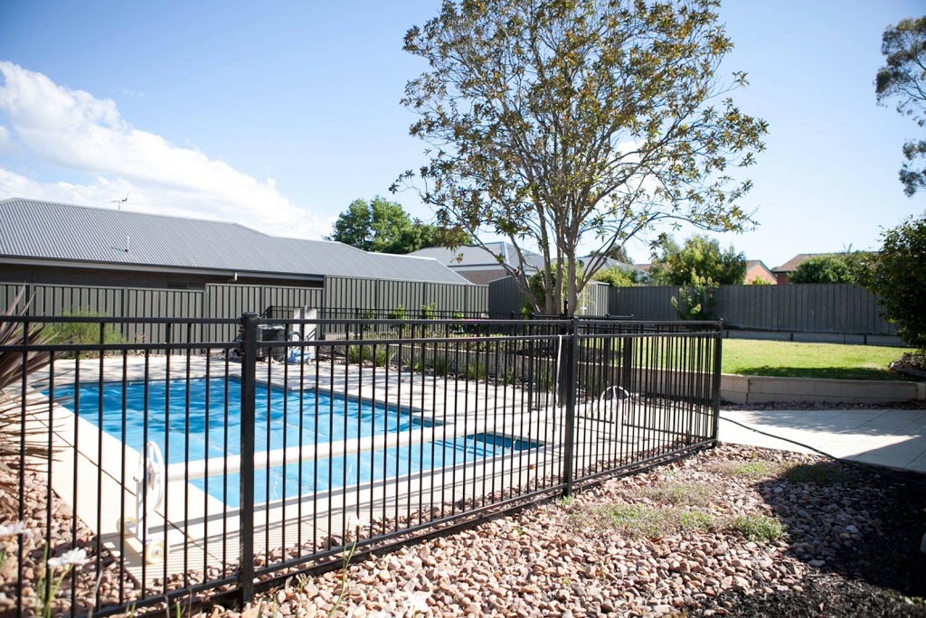 Allambee House Hahndorf | 1 Windsor Ave, Hahndorf SA 5245, Australia | Phone: 0403 310 192