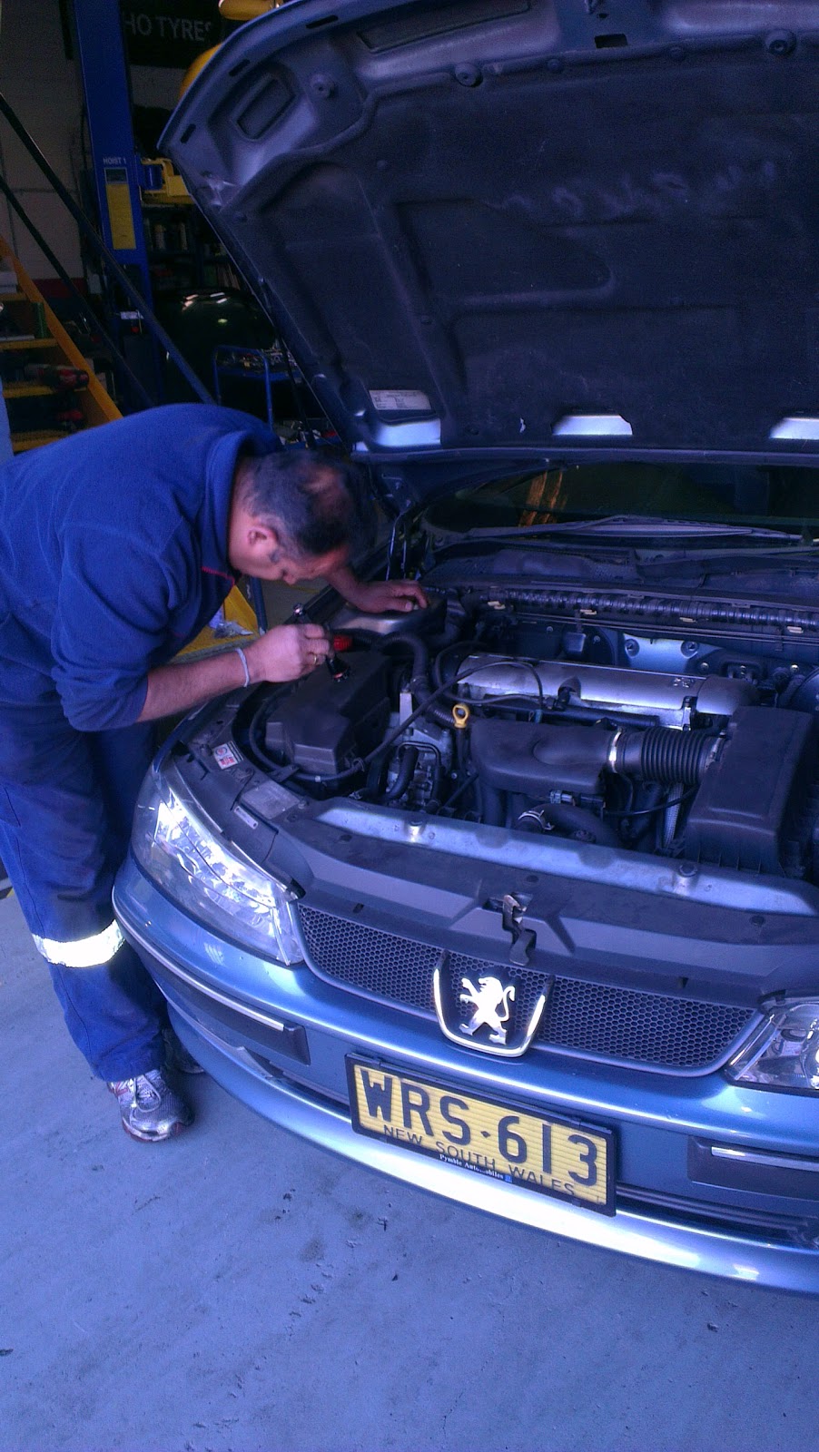 Genuine Auto Repairs | car repair | 7/2 Stanton Rd, Seven Hills NSW 2147, Australia | 0286787851 OR +61 2 8678 7851