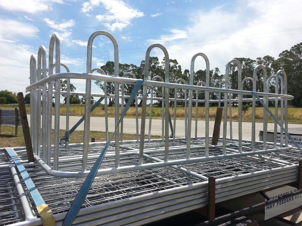 Affordable Gates and Hay Feeders | 17 Lyons Rd, Cohuna VIC 3568, Australia | Phone: 0437 796 990