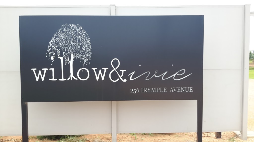 Willow And Ivie |  | 256 Irymple Ave, Nichols Point VIC 3501, Australia | 0499111009 OR +61 499 111 009
