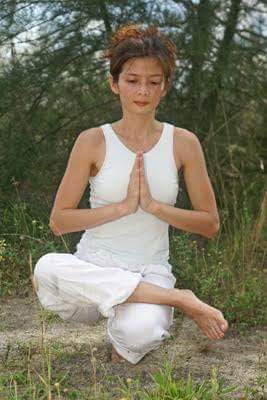 Healing Dao Yoga with Chrys | 3 Brumfield Rd, Healesville VIC 3777, Australia | Phone: 0435 597 722