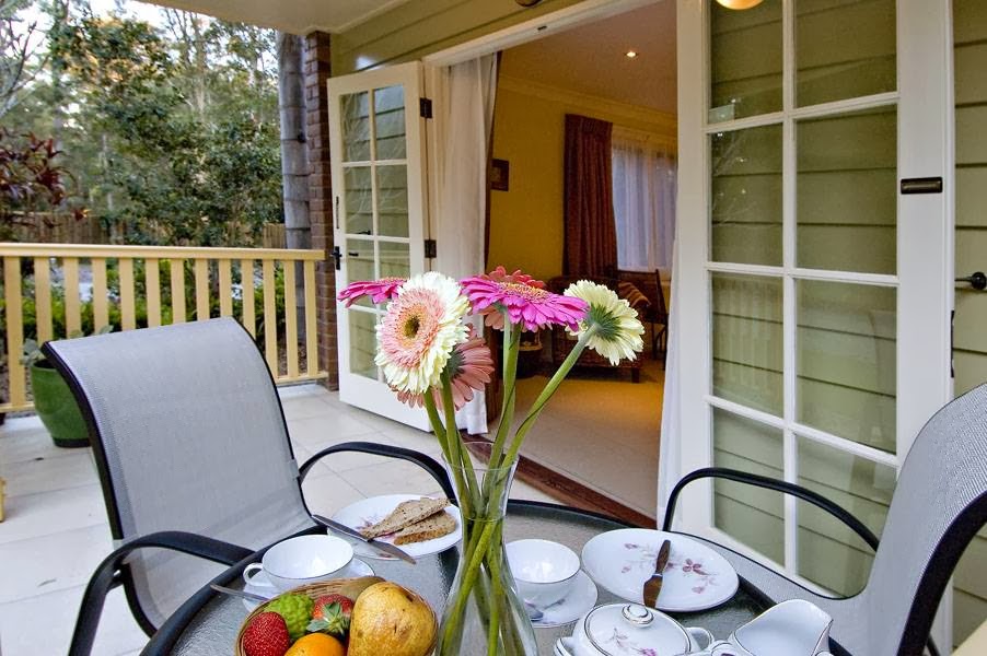 Poppies Bed and Breakfast | 16 Nicolle Ct, Mooloolah Valley QLD 4553, Australia | Phone: (07) 5494 7877