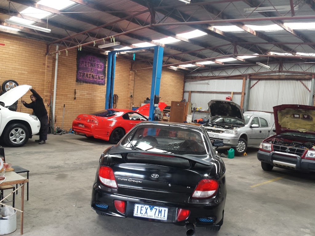 Aziz Auto Mechanic | car repair | 32 Williams Rd, Shepparton VIC 3630, Australia | 0450344644 OR +61 450 344 644