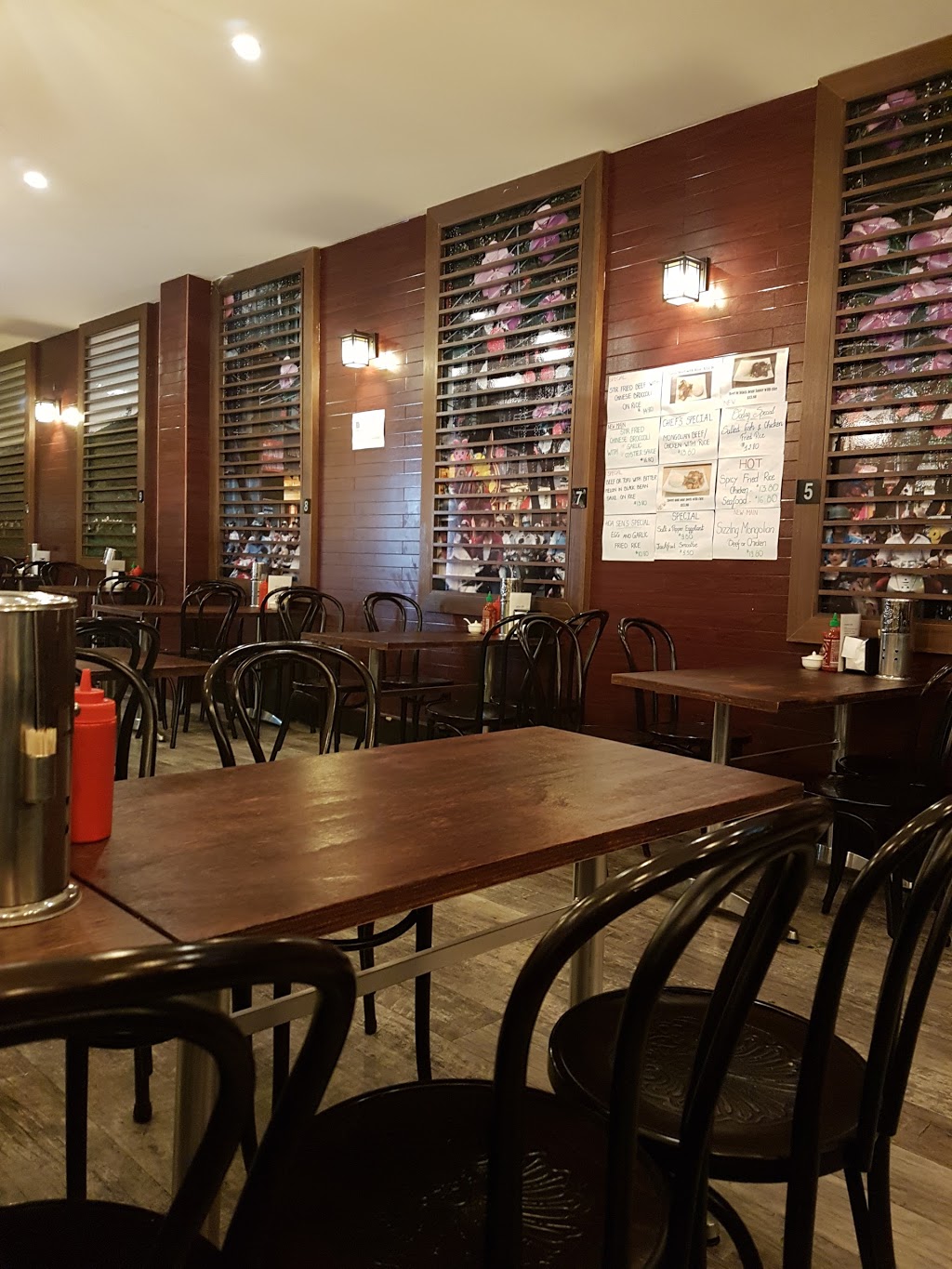 Hoa Sen | restaurant | 8 Anderson St, Yarraville VIC 3013, Australia | 0390785448 OR +61 3 9078 5448