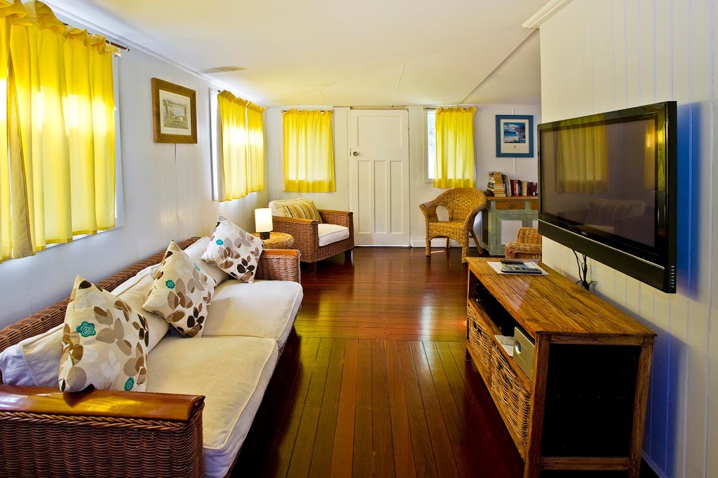 Blue River Shack | lodging | 71 Riverside Dr, Wooli NSW 2462, Australia | 0458887724 OR +61 458 887 724