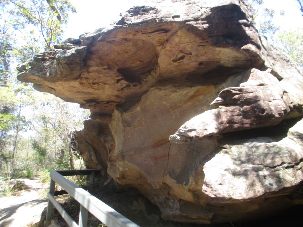 Red Hands Cave | park | Ku-Ring-Gai Chase NSW 2084, Australia