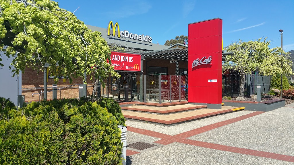 McDonalds Glenrowan South | meal takeaway | BP Service Centre, Southbound Carriageway, Hume Highway, Glenrowan VIC 3675, Australia | 0357662662 OR +61 3 5766 2662