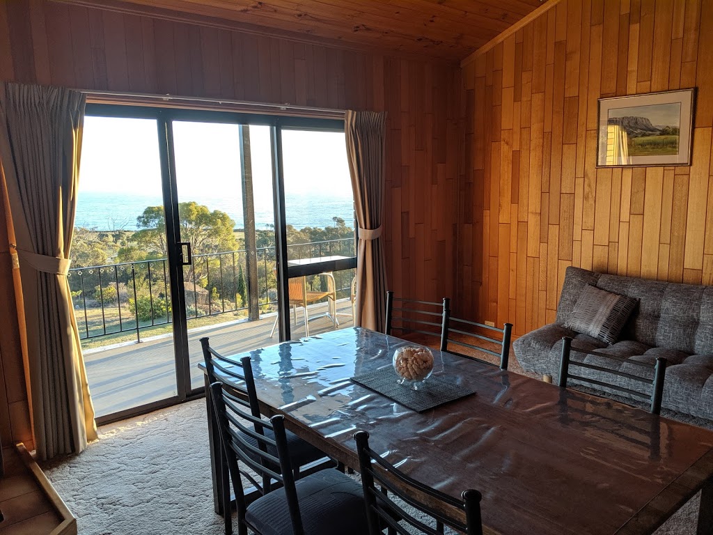 Bichenos Ocean View Retreat Accommodation | campground | 18067 Tasman Hwy, Bicheno TAS 7215, Australia | 0363751481 OR +61 3 6375 1481