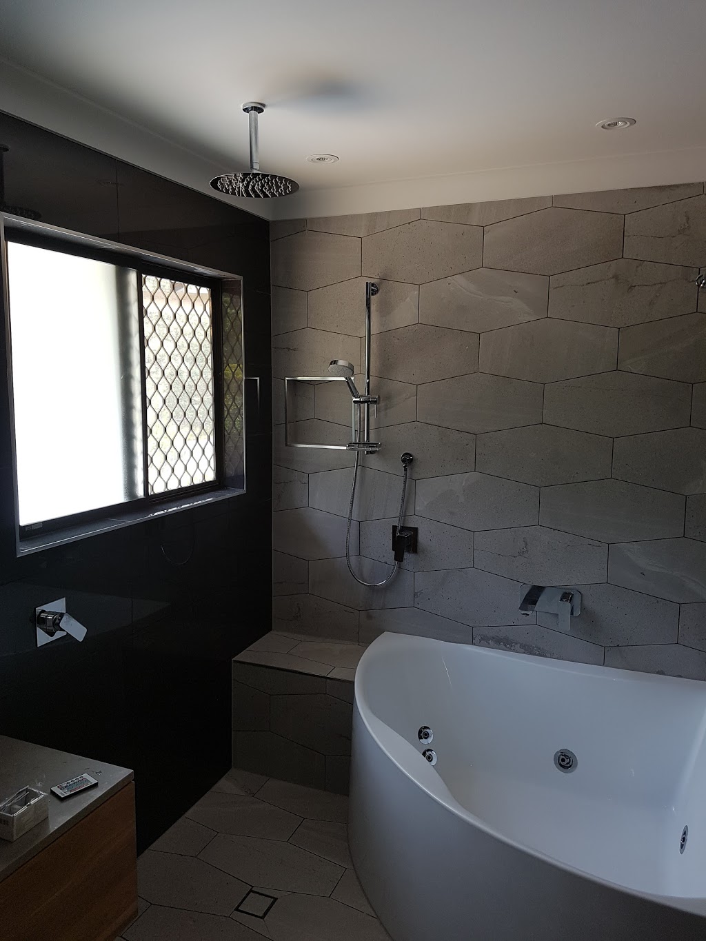Sambrooks Bathroom Renovations | 29 Boscawan Cres, Bellbird Park QLD 4300, Australia | Phone: 0428 654 126