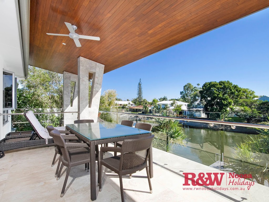 24 Mossman - RW Noosa Holidays | 24 Mossman Ct, Noosa Heads QLD 4567, Australia | Phone: (07) 5448 0966