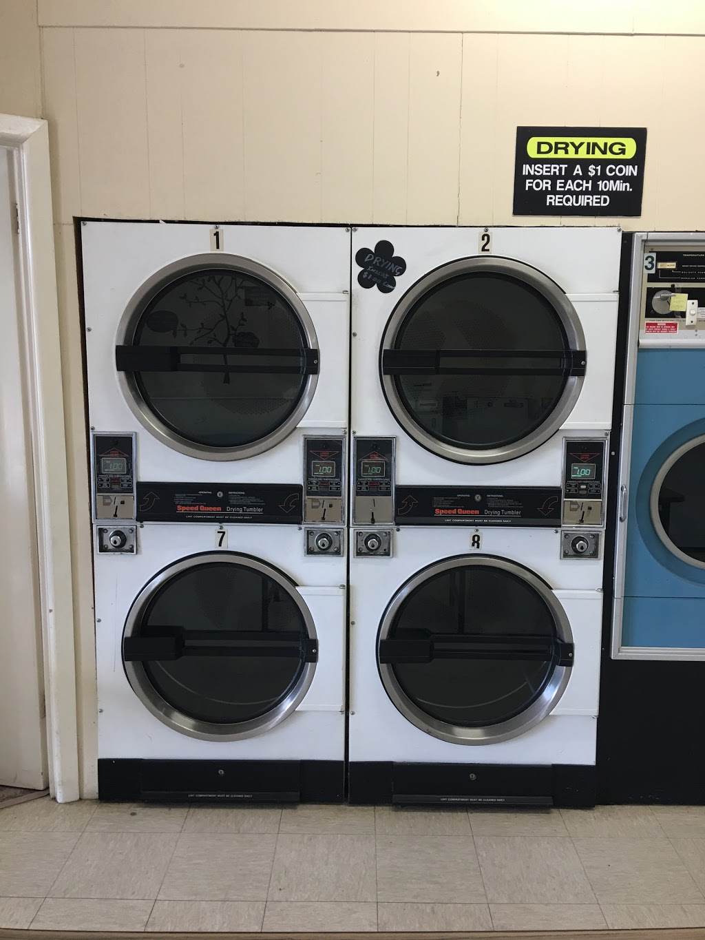 Burke Street Laundromat | laundry | 64 Burke St, Wangaratta VIC 3677, Australia | 0404864449 OR +61 404 864 449