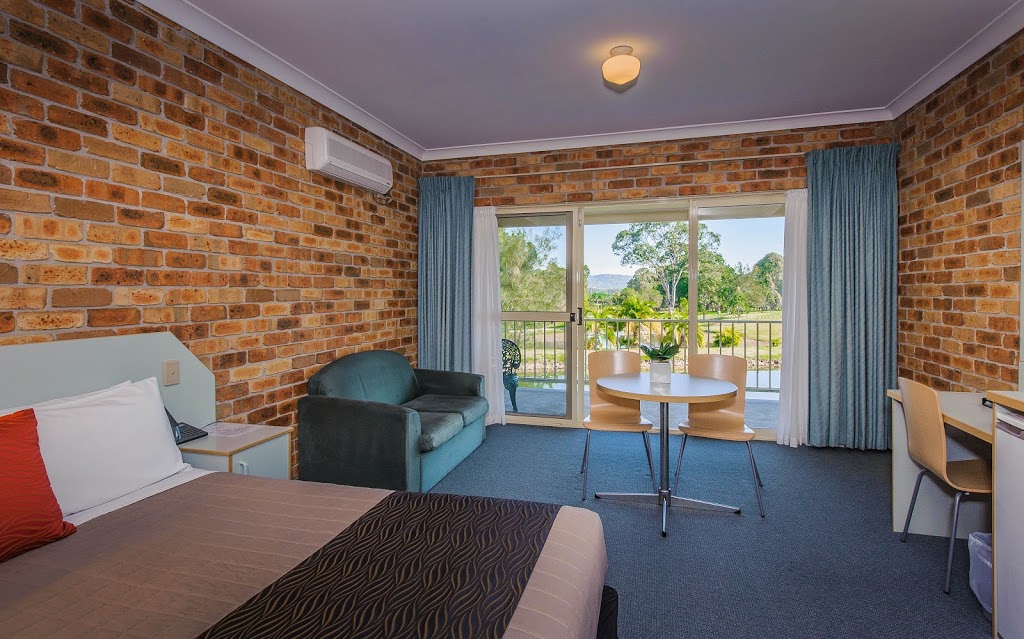 Golf Club Motor Inn Wingham | 32 Country Club Dr, Wingham NSW 2429, Australia | Phone: (02) 6553 0300