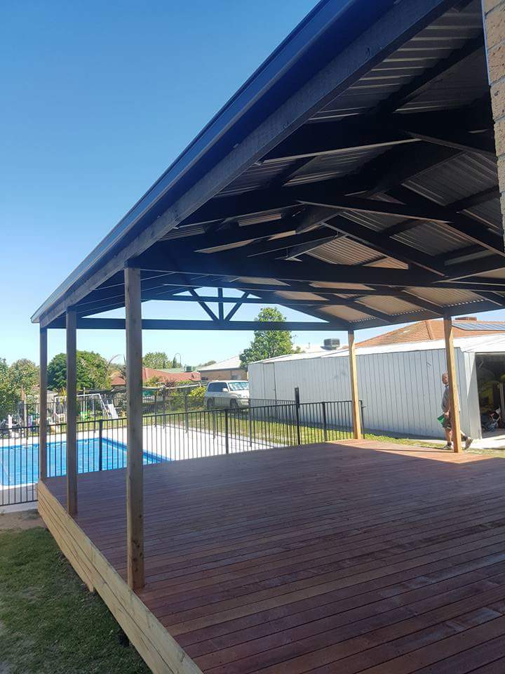 Manley Building & Design | roofing contractor | 59 Main S Rd, Drouin VIC 3818, Australia | 0411213955 OR +61 411 213 955