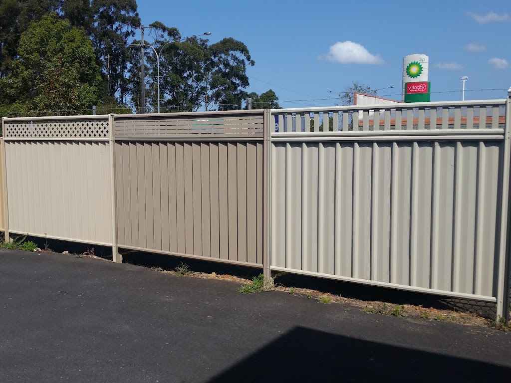 Complete Roofing Warehouse (G & L Fencing) | 106 Pacific Hwy, Tuggerah NSW 2259, Australia | Phone: (02) 4353 0354