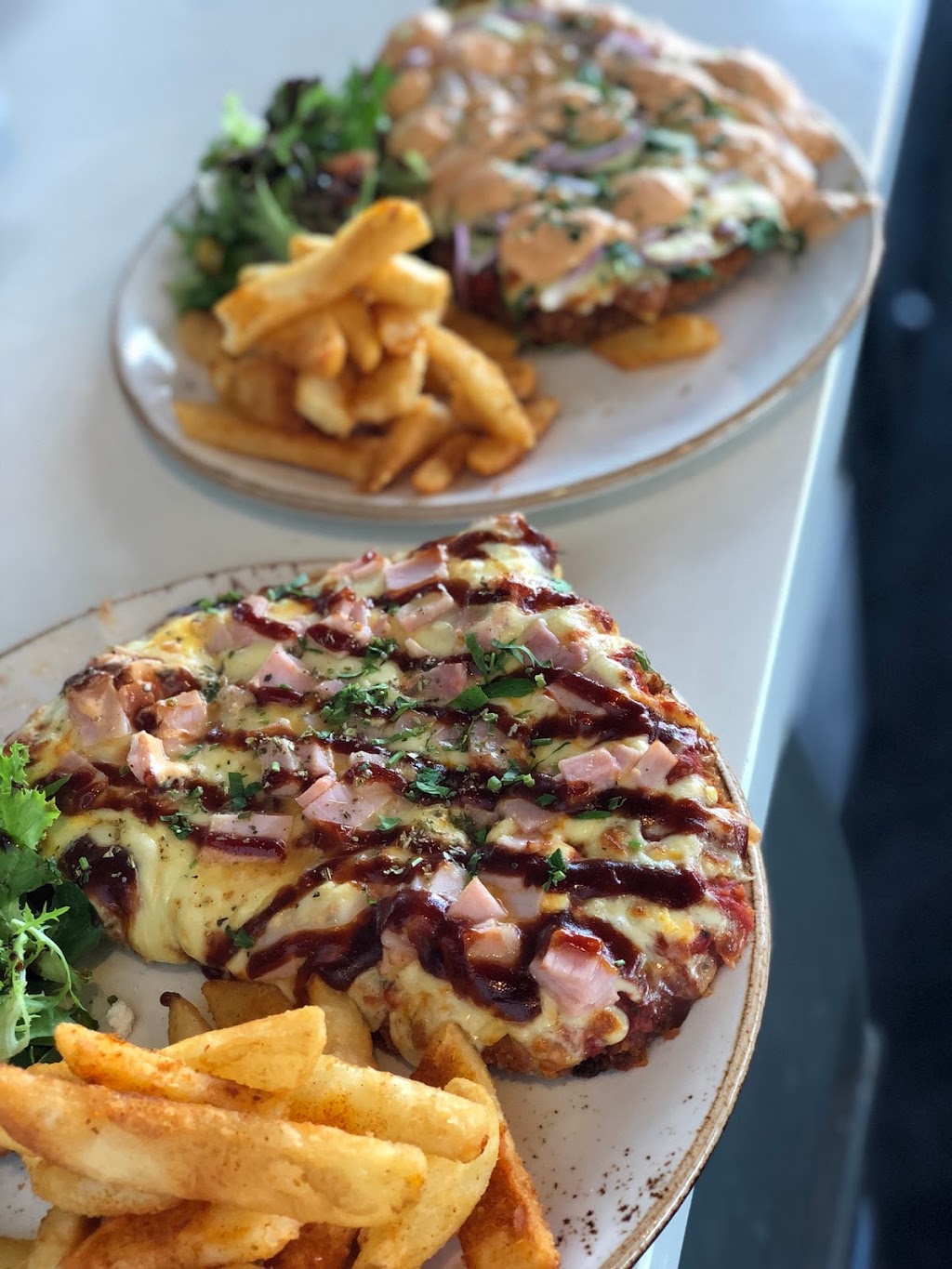 Pizza Industri | cafe | Featherbrook Shopping Centre, 15/238 Boardwalk Blvd, Point Cook VIC 3030, Australia | 0393958979 OR +61 3 9395 8979