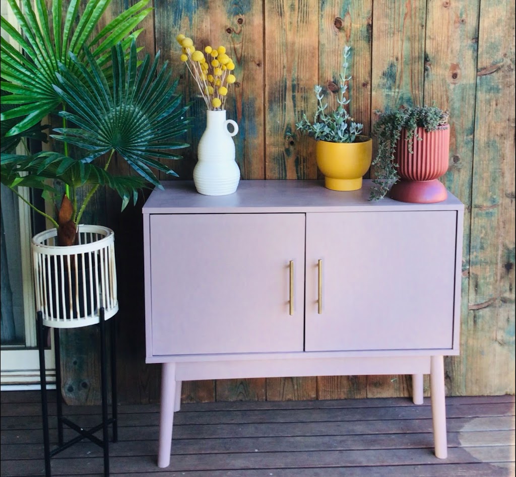 The OdD Chair Studio | 36 Market St, Lockington VIC 3563, Australia | Phone: 0422 358 560