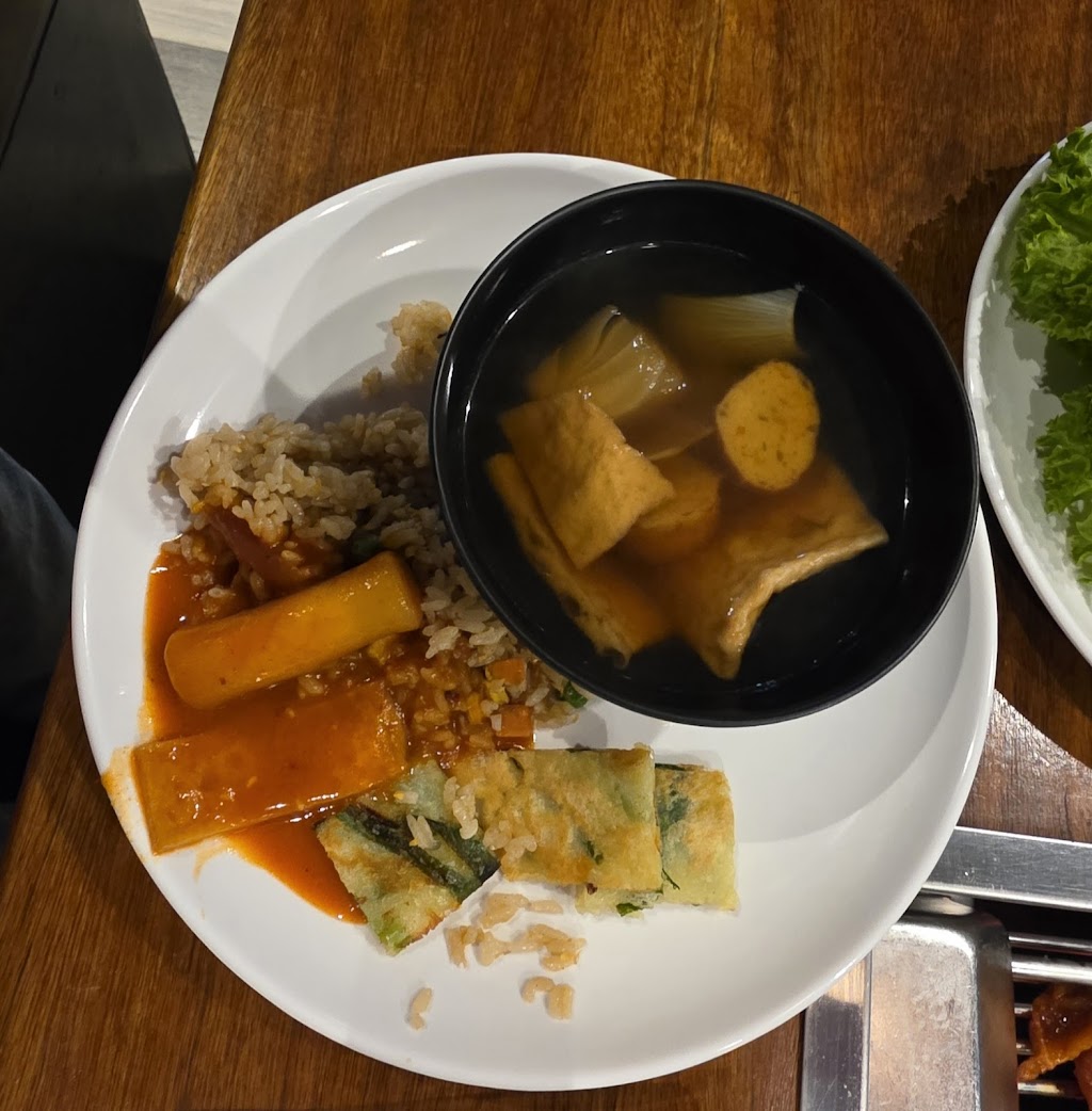 Blooming Garden Maitland | 1/1a Ken Tubman Dr, Maitland NSW 2320, Australia | Phone: 0425 110 502