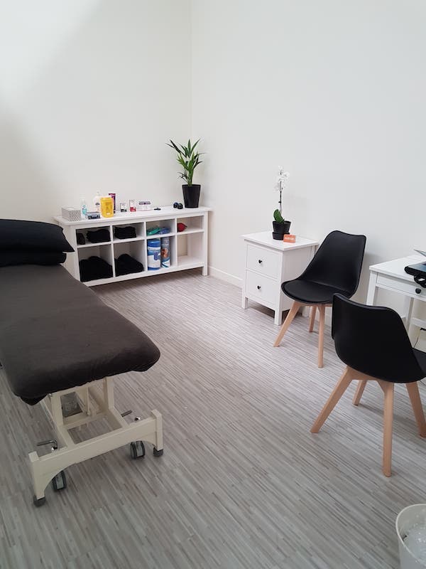 Physio Performance Clinic | physiotherapist | EMF Performance Centre Home Consortium Upper Coomera Cnr Days Road &, Old Coach Rd, Upper Coomera QLD 4209, Australia | 0490105716 OR +61 490 105 716