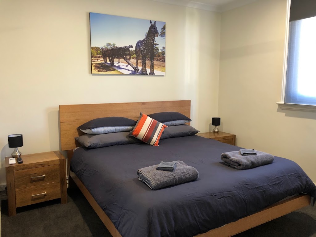 NAB&B Luxury Self Contained Accommodation | lodging | 100 Godfrey St, Boort VIC 3537, Australia | 0409765271 OR +61 409 765 271