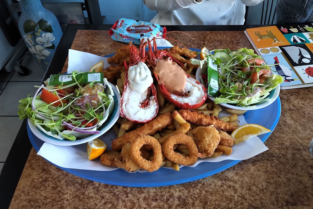 Stingers Fish & Chips | meal takeaway | 239 Marine Terrace, Geraldton WA 6530, Australia | 0899648889 OR +61 8 9964 8889
