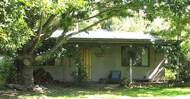 Troutbeck Cottage | 11682 Waterfall Way, Ebor NSW 2453, Australia | Phone: 0435 602 164