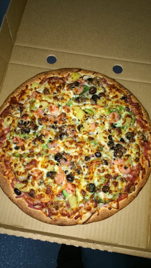 Broadway Pizza | 4/44 Box St, Doveton VIC 3177, Australia | Phone: (03) 9701 3111