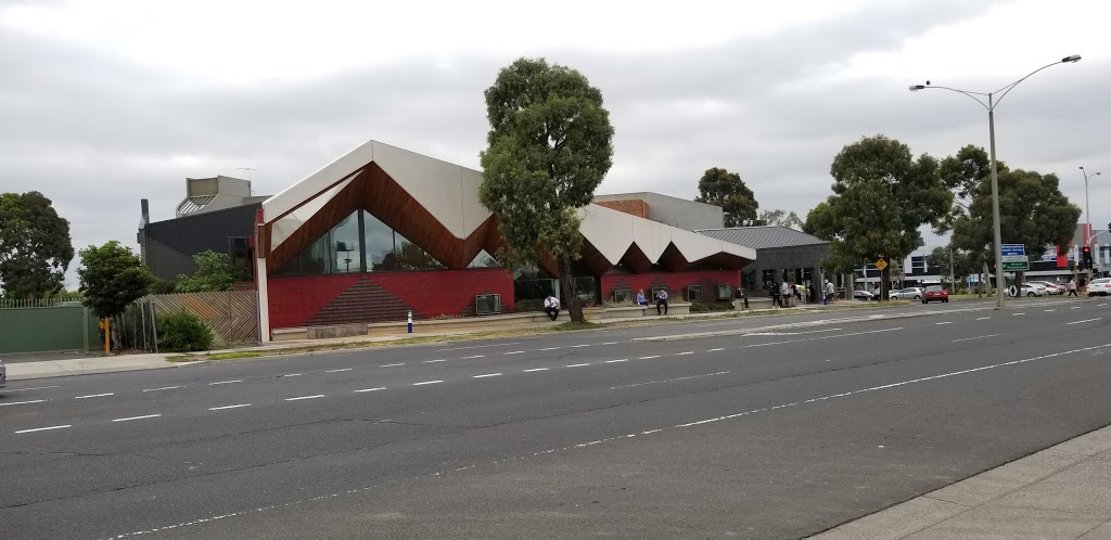 Broadmeadows Magistrates Court | courthouse | Dimboola Rd &, Pearcedale Parade, Broadmeadows VIC 3047, Australia | 0392218900 OR +61 3 9221 8900