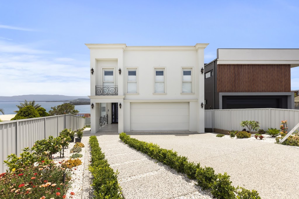 Madina Developments | Unit 10/16 Waynote Pl, Unanderra NSW 2526, Australia | Phone: 1300 108 484