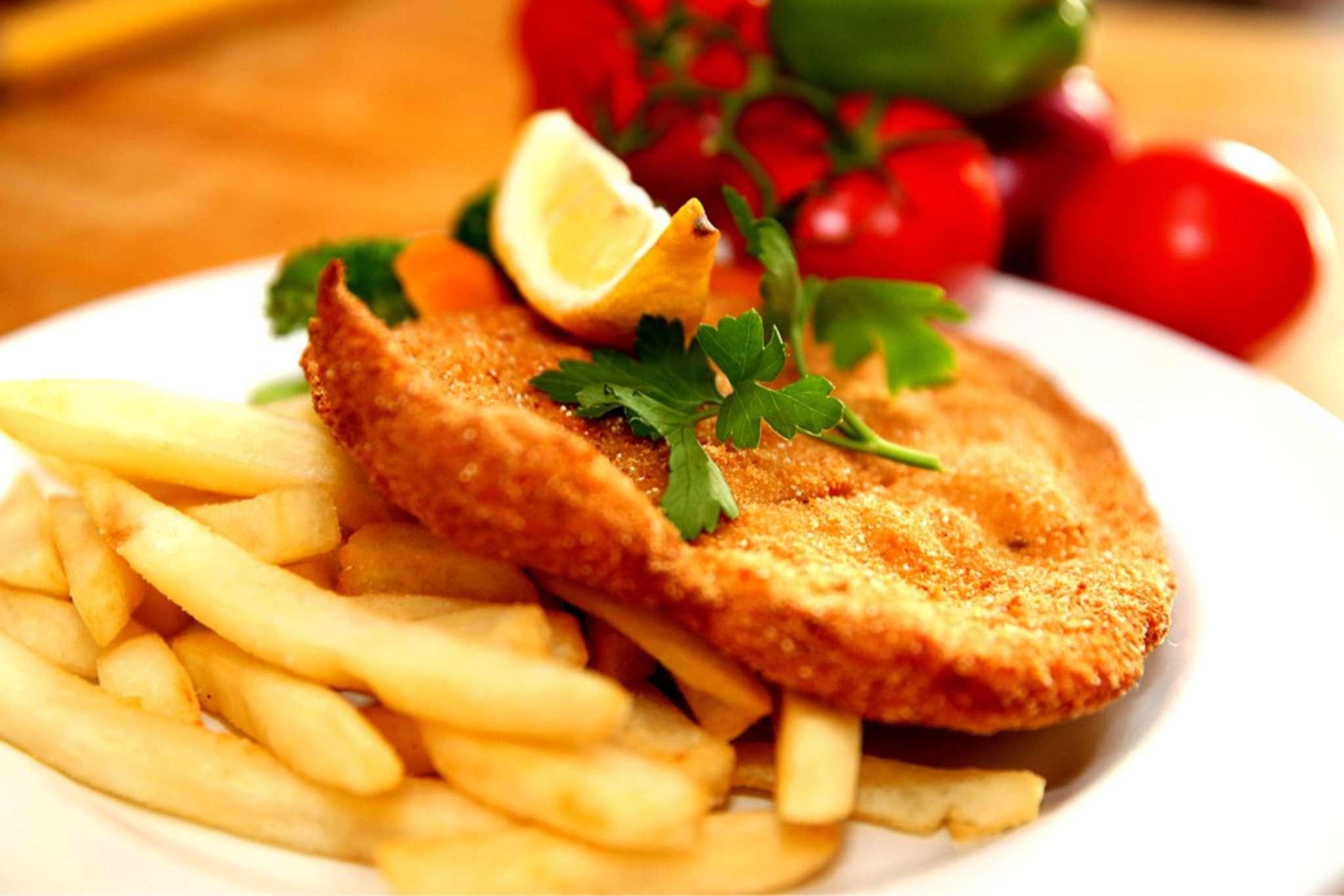 Harbourside Fish Market and Cafe | 2a/6 Flinders St, North Wollongong NSW 2500, Australia | Phone: 02 4228 8515