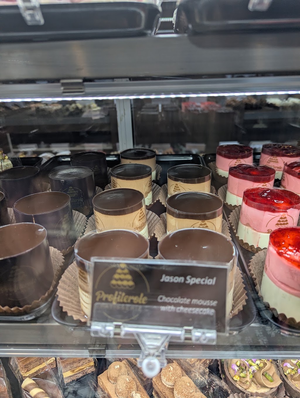 Profiterole Patisserie Penrith | Shop 2/91 Lord Sheffield Cct, Penrith NSW 2750, Australia | Phone: 1300 033 030