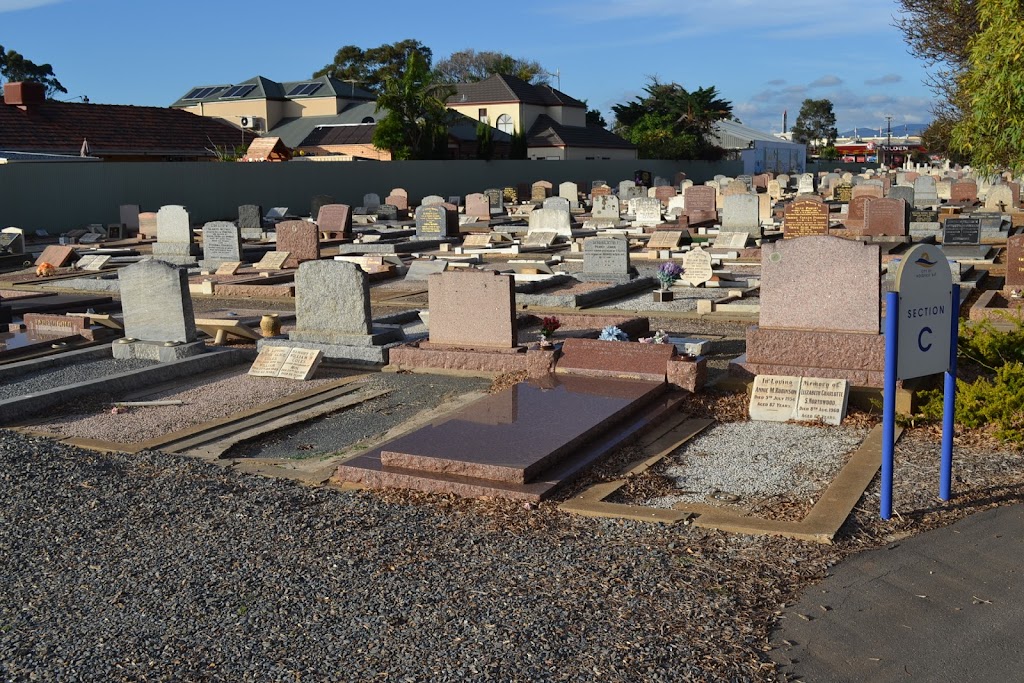 Brighton General Cemetery | cemetery | Crn North Rd & Hawthorn Rd, Caulfield South VIC 3162, Australia | 0387726198 OR +61 3 8772 6198