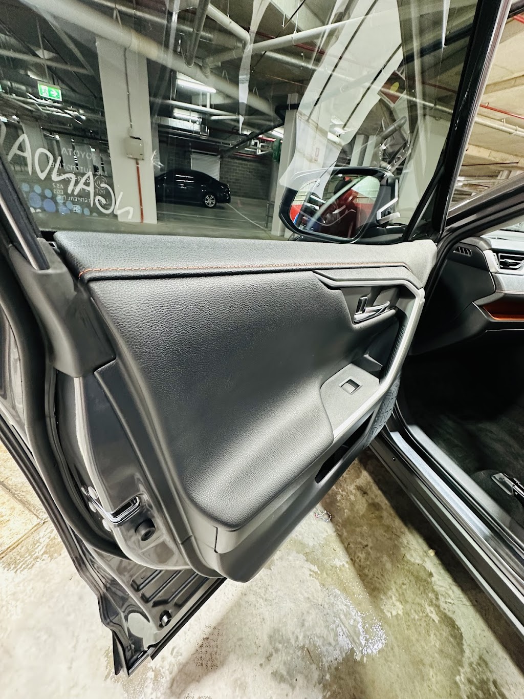 Impulse Hand Car Wash And Detailing Centre | 90-98 Glenmore Ridge Dr, Glenmore Park NSW 2745, Australia | Phone: 0422 977 233